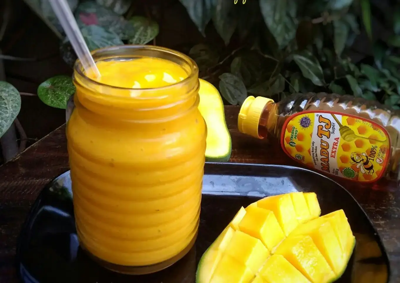 Smoothies Mangga dan Madu