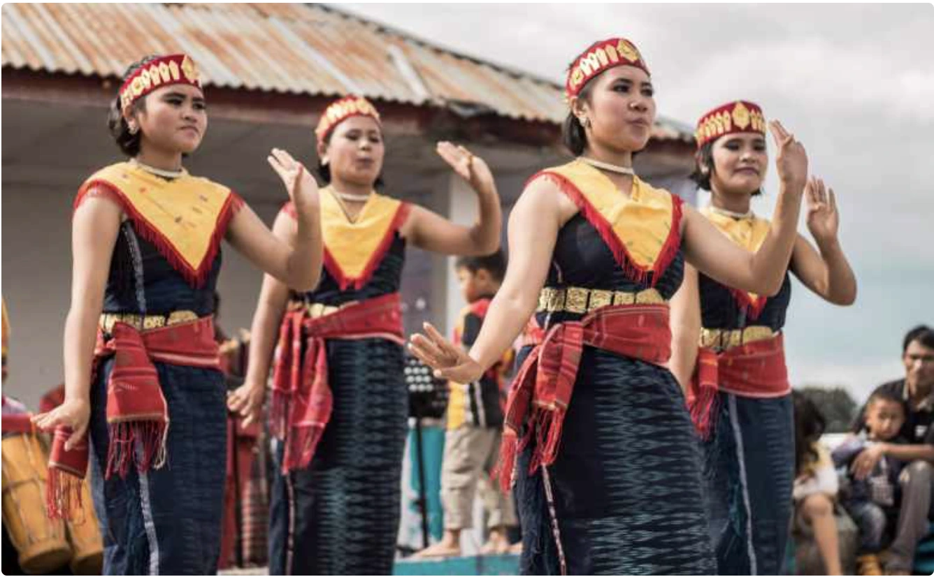 Tari Tor Tor (Tapanuli Utara)